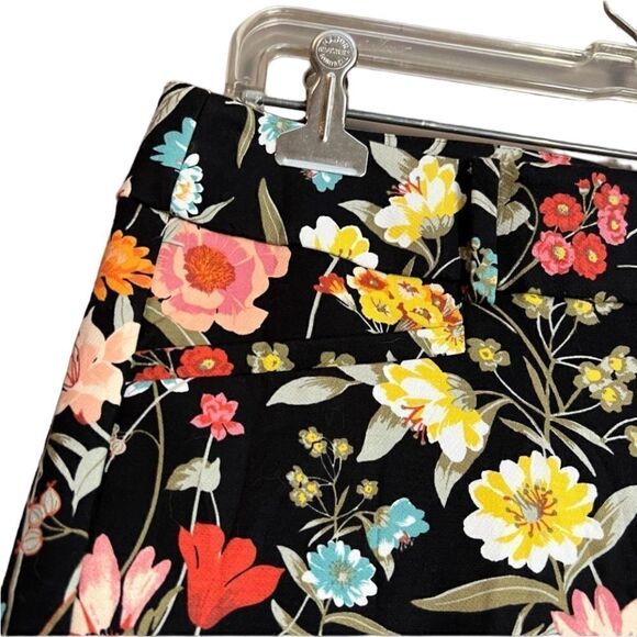 NWT! Loft floral patterned riviera pants - Picture 2 of 14